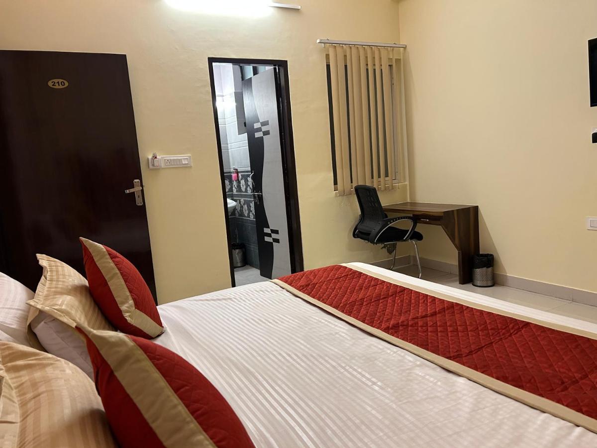 Hotel Mahima Palace Τζαϊπούρ Εξωτερικό φωτογραφία